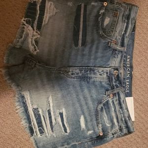 American Eagle NWT Hi-Rise Festival Denim Shorts